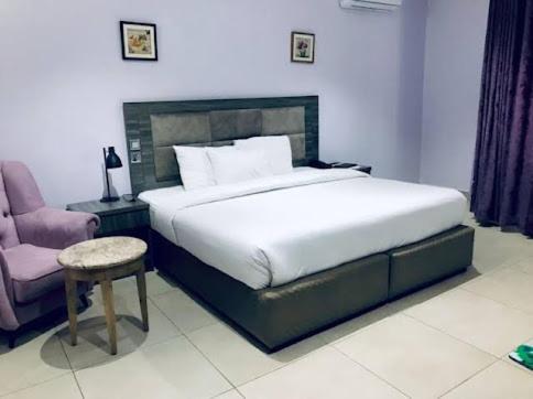 Esther Court Hotel Akure Ngoại thất bức ảnh